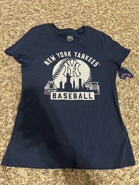 Genuine Merchandise Navy New York Yankees Baseball Tee